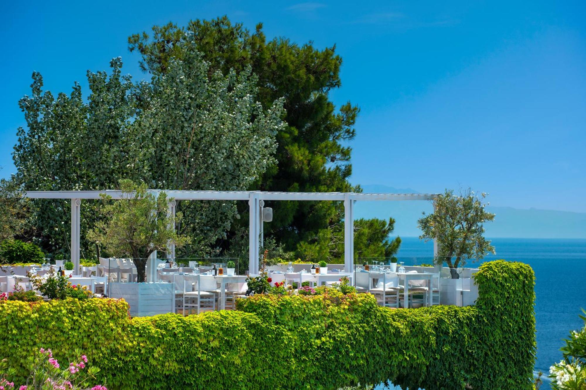 Skiathos Palace Hotel Koukounaries Exterior photo